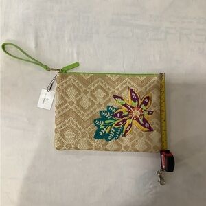 Vera Bradley Natural Chevron Straw Beach Wristlet